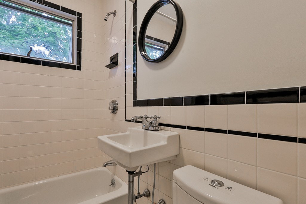 300 Reedsdale Road Milton, MA 02186 - Photo 13 of 29