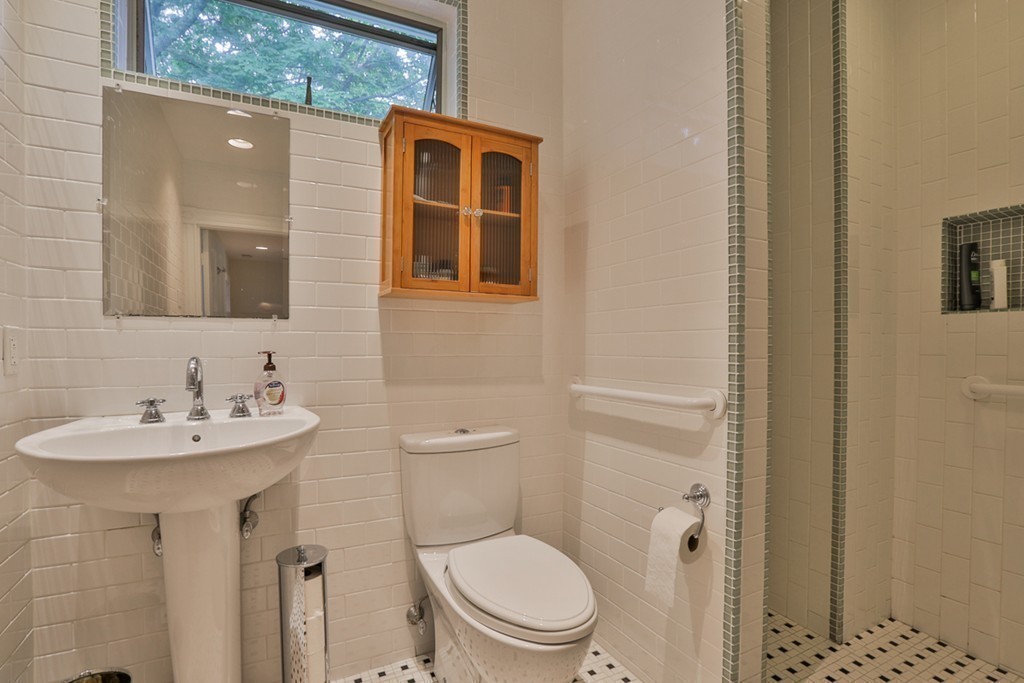 300 Reedsdale Road Milton, MA 02186 - Photo 20 of 29