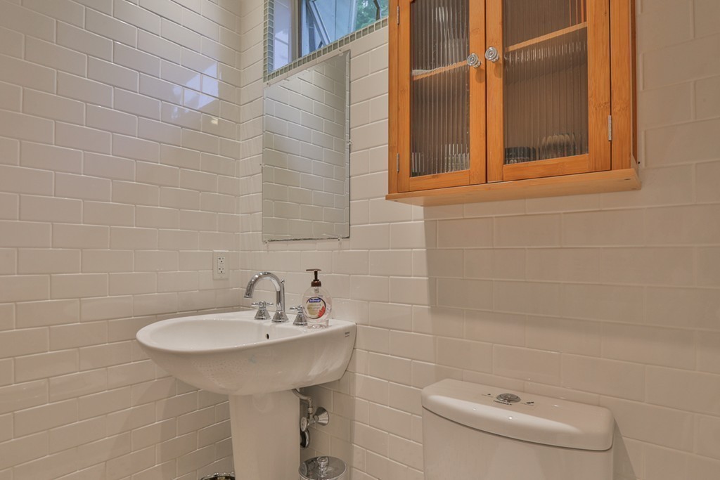 300 Reedsdale Road Milton, MA 02186 - Photo 21 of 29