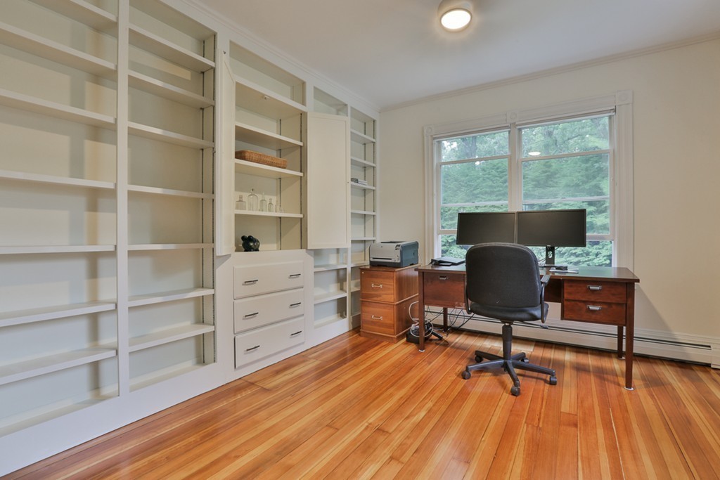 300 Reedsdale Road Milton, MA 02186 - Photo 8 of 29