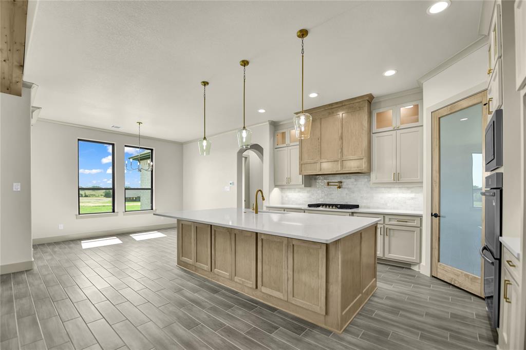 119 Guynell Ridge Decatur, TX 76234 - Photo 10 of 39