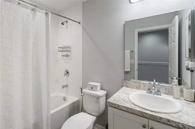 $2,000 | 2930 Fieldwood Circle, St. Cloud, FL 34772