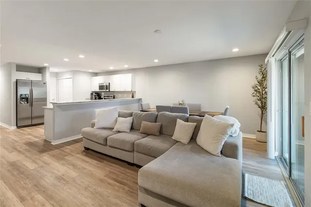 $2,000 | 2930 Fieldwood Circle, St. Cloud, FL 34772