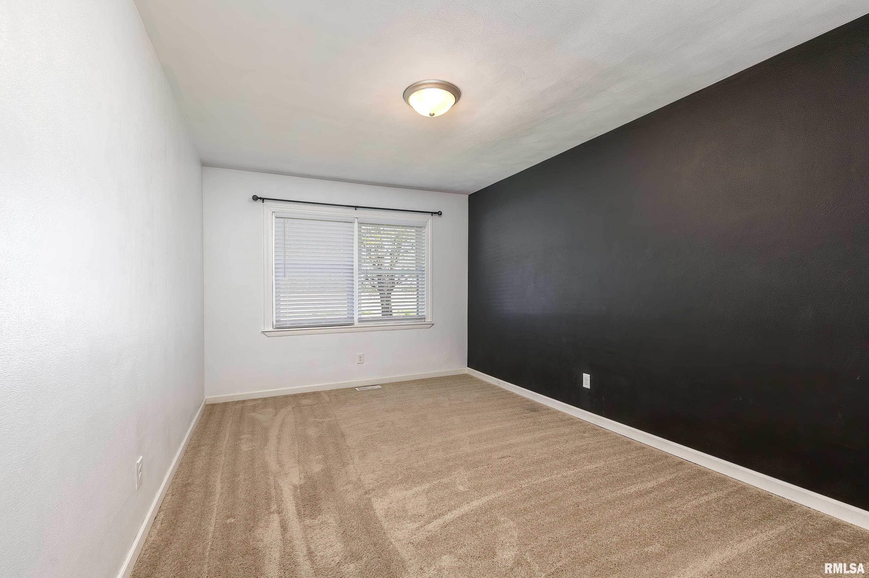 10043 Wolf Road Geneseo, IL 61254 - Photo 17 of 35