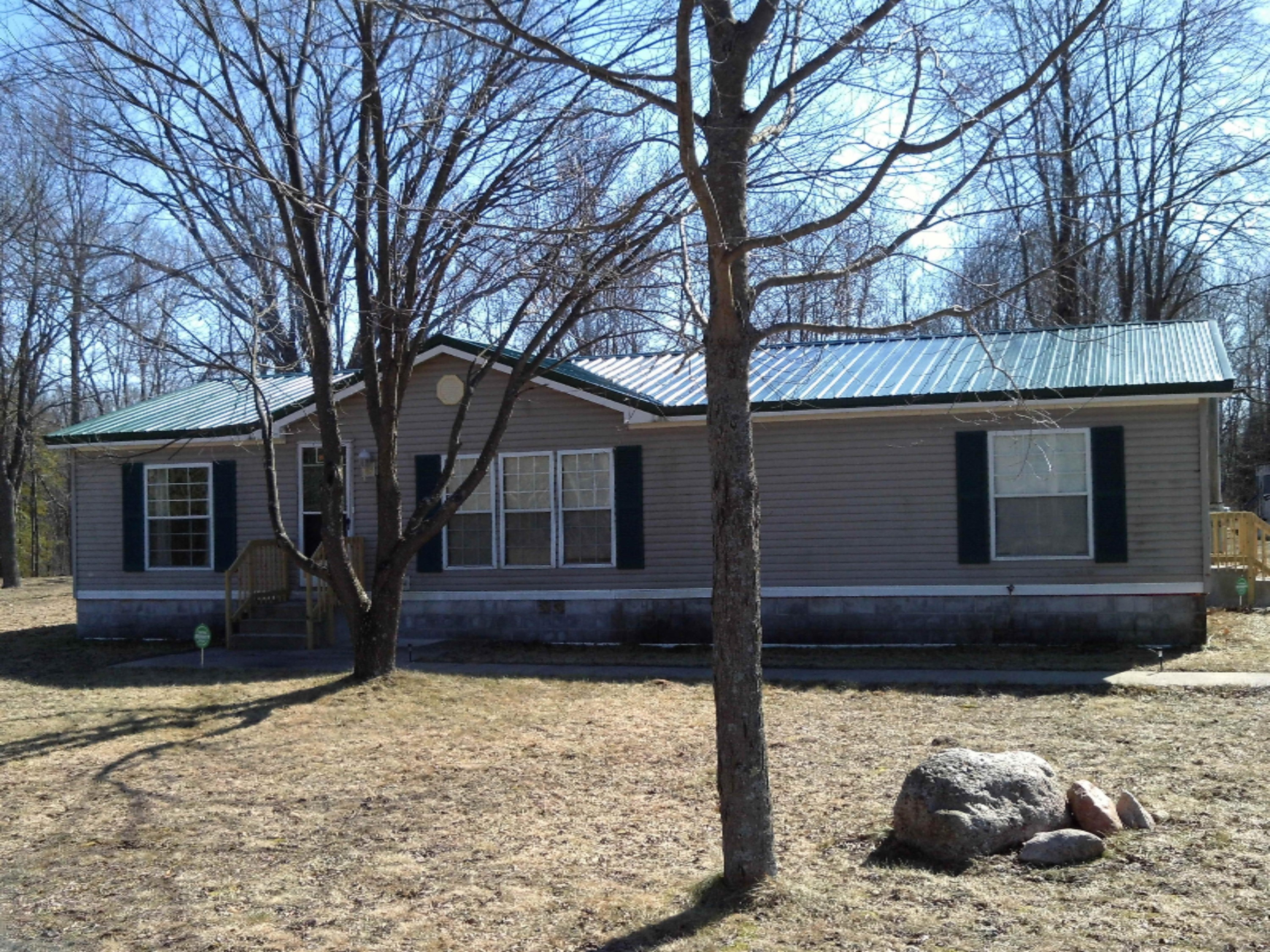 7860 Madison Road Hesperia, MI 49421 - Photo 1 of 15 IMG_0037