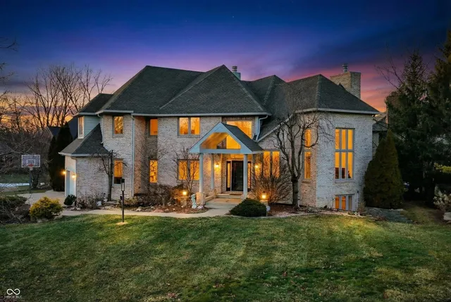 $1,150,000 | 434 Sheffield Court, Carmel, IN 46032