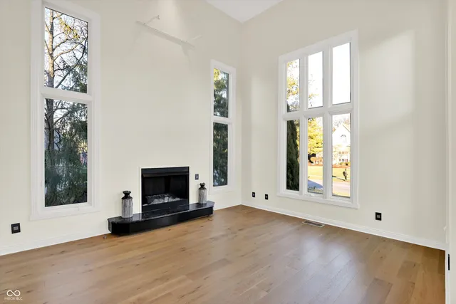 $1,150,000 | 434 Sheffield Court, Carmel, IN 46032