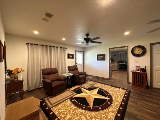 $525,000 | 2627 Fm 1618, Buffalo, TX 75831