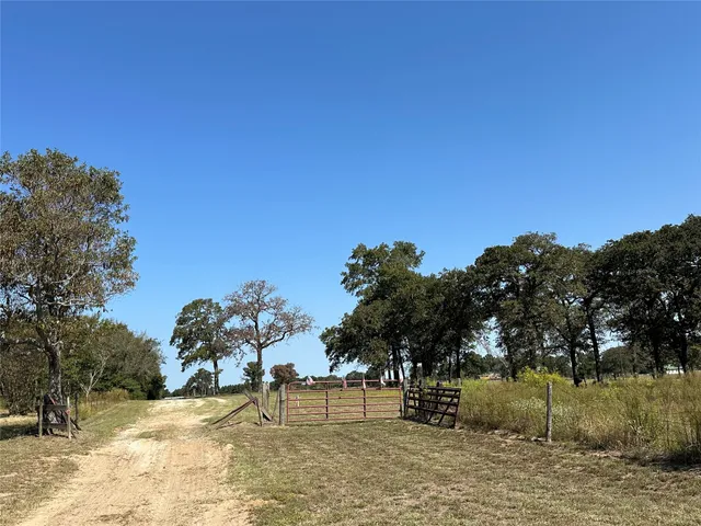 $525,000 | 2627 Fm 1618, Buffalo, TX 75831