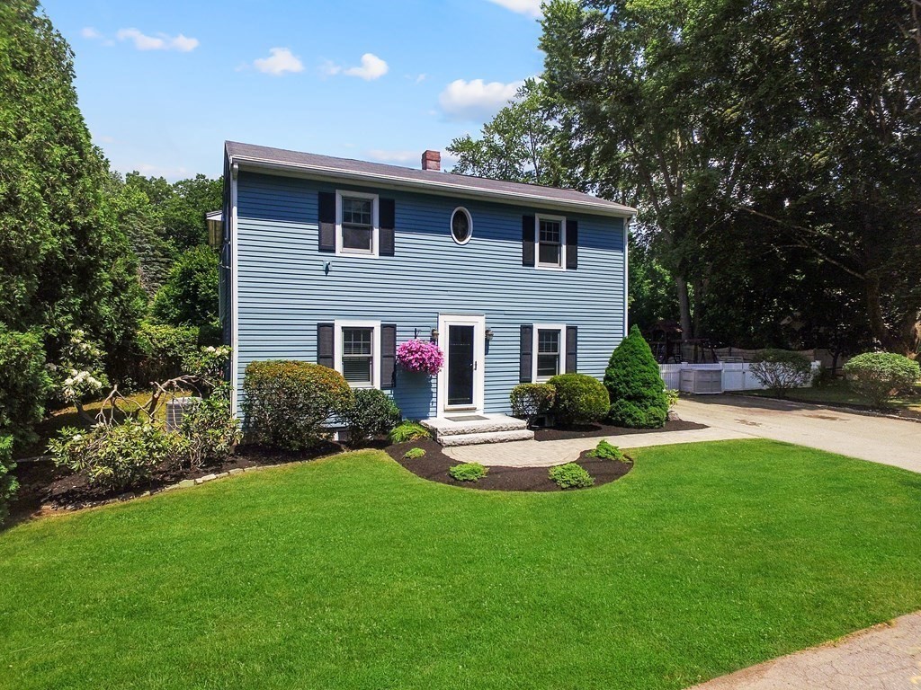 26 Pemberton Road Topsfield, MA 01983 - Photo 1 of 39