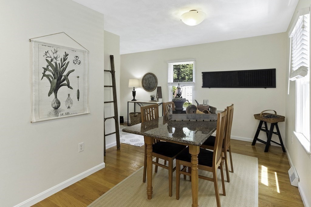 26 Pemberton Road Topsfield, MA 01983 - Photo 12 of 39