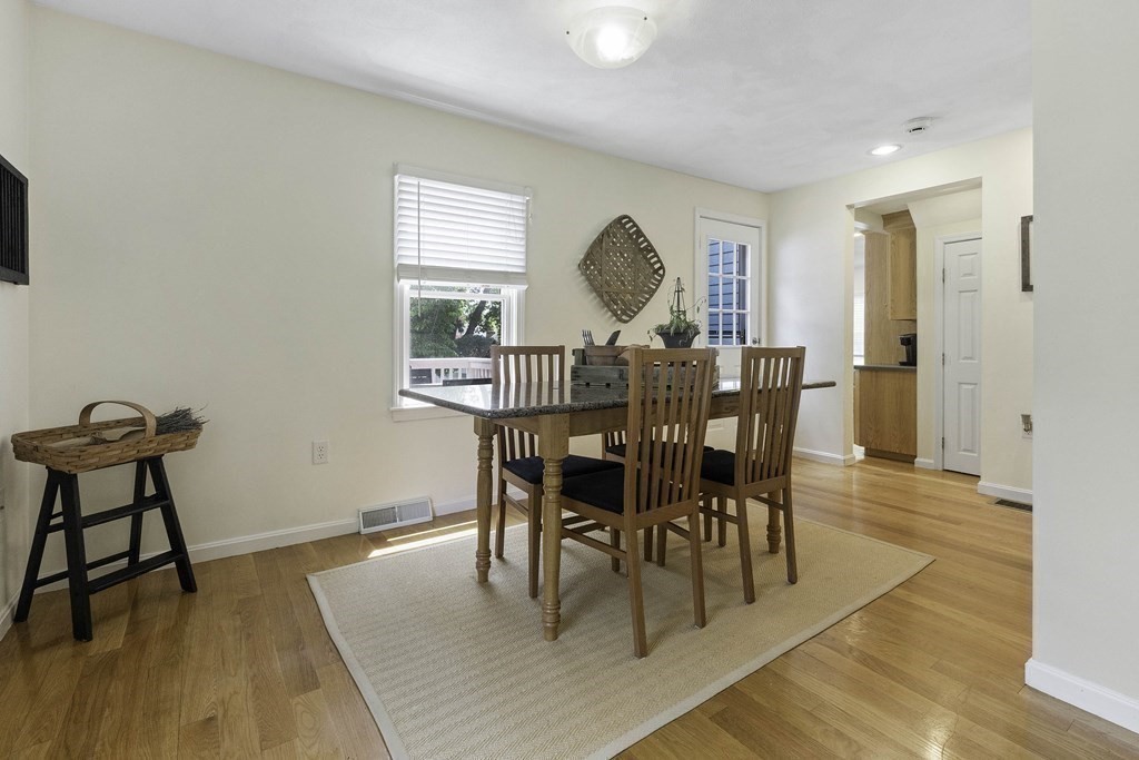 26 Pemberton Road Topsfield, MA 01983 - Photo 14 of 39