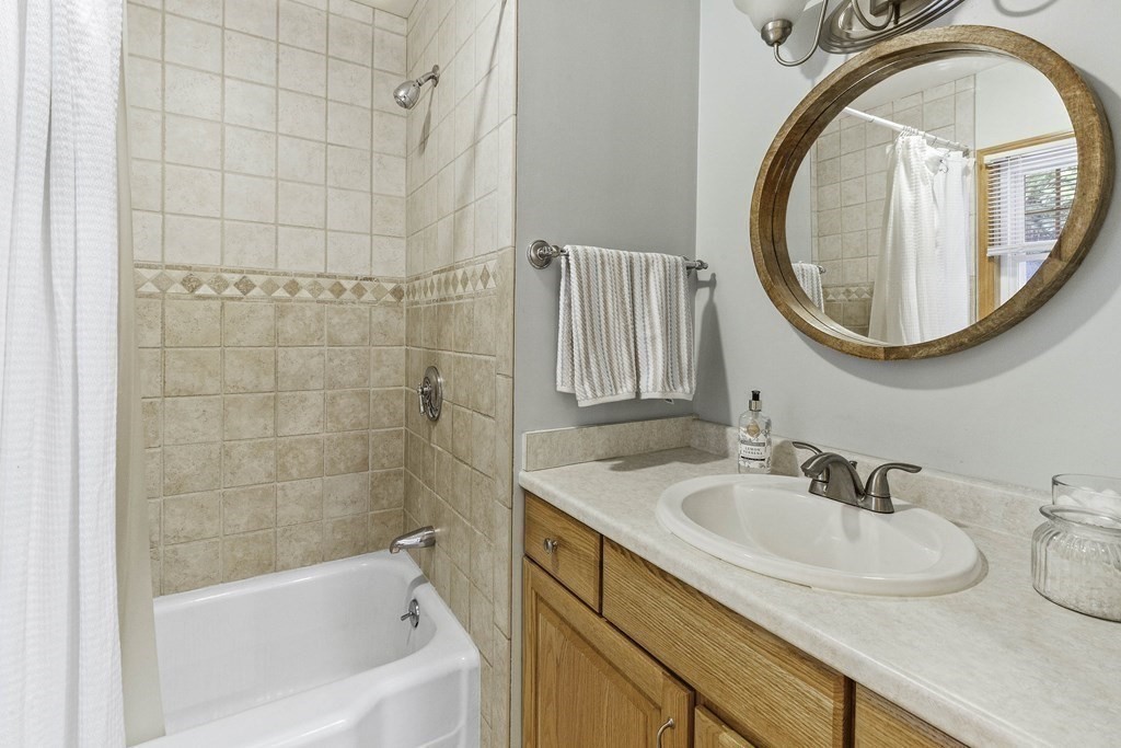26 Pemberton Road Topsfield, MA 01983 - Photo 15 of 39