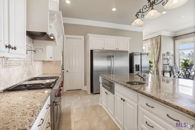 $1,975,000 | 6752 Fountain Lane, Baton Rouge, LA 70809