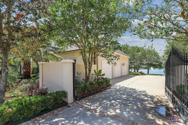 $1,975,000 | 6752 Fountain Lane, Baton Rouge, LA 70809