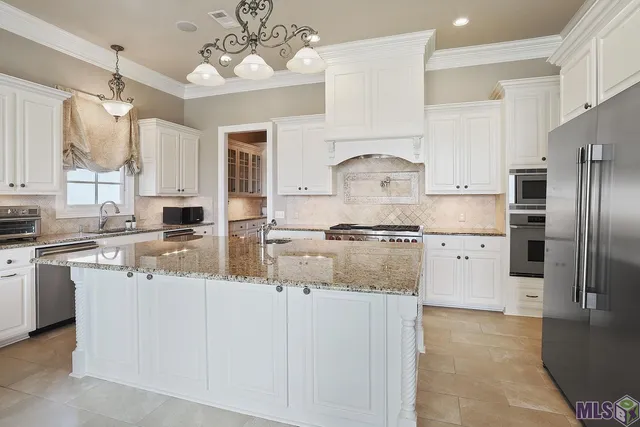 $1,975,000 | 6752 Fountain Lane, Baton Rouge, LA 70809