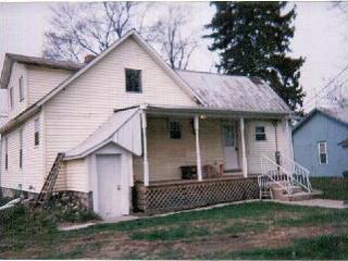 6161 Scofield Road Maybee, MI 48159 - Photo 3 of 4 350018-2.JPG