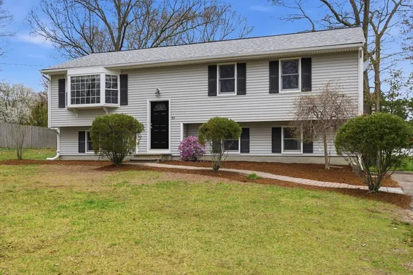 $579,000 | 42 Bayberry Road, Abington, MA 02351