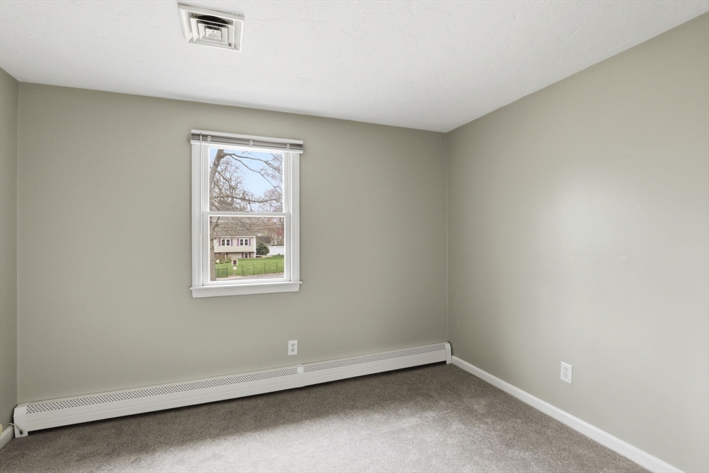 42 Bayberry Road Abington, MA 02351 - Photo 17 of 41