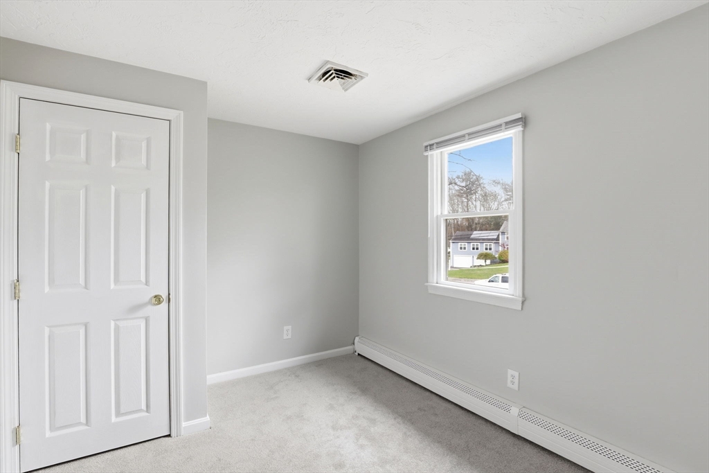 42 Bayberry Road Abington, MA 02351 - Photo 18 of 41