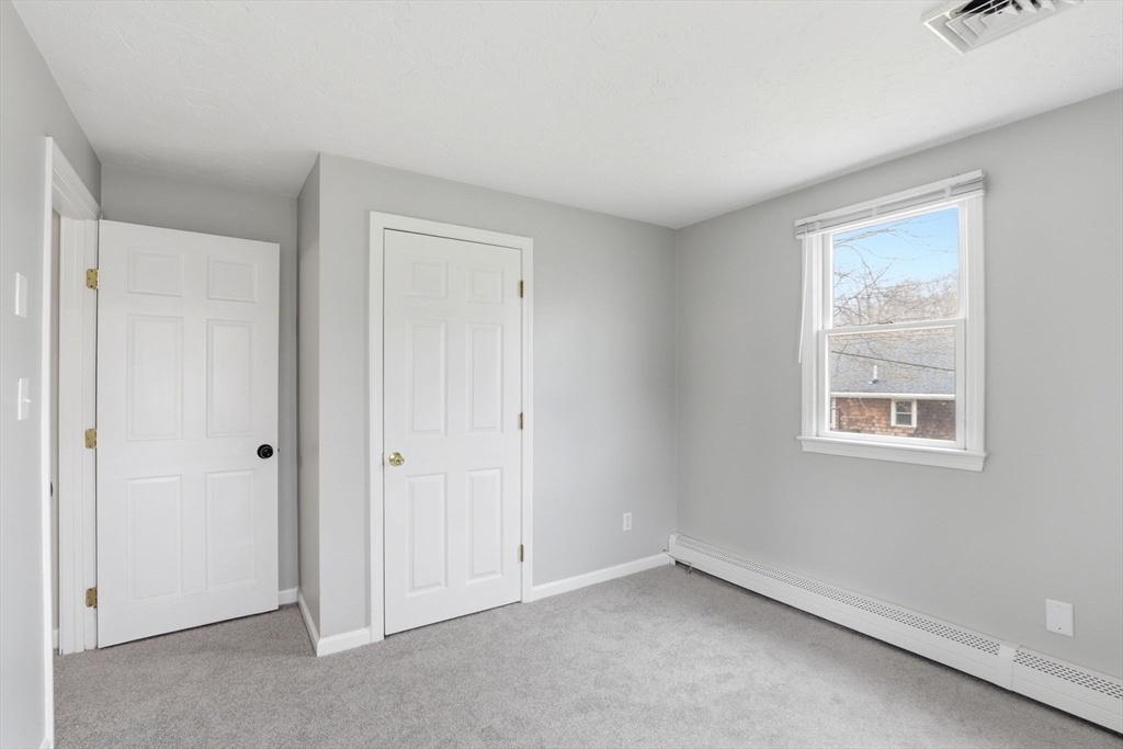 42 Bayberry Road Abington, MA 02351 - Photo 19 of 41