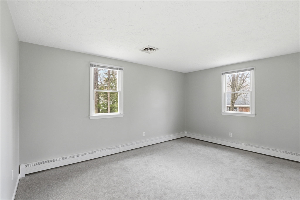 42 Bayberry Road Abington, MA 02351 - Photo 20 of 41