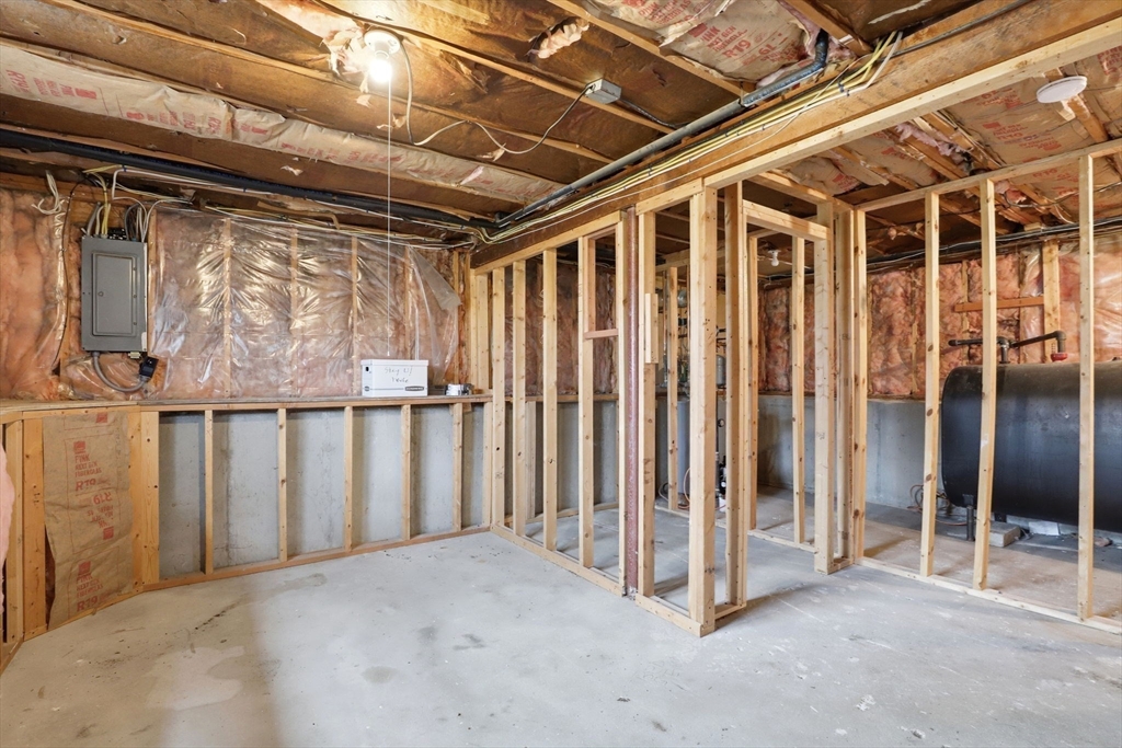 42 Bayberry Road Abington, MA 02351 - Photo 31 of 41