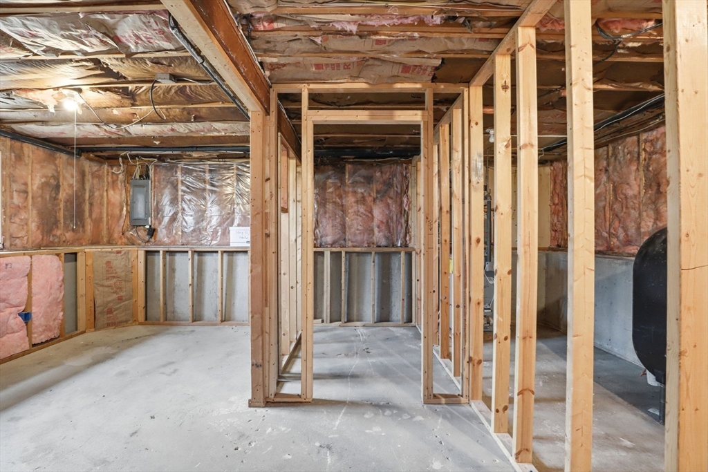 42 Bayberry Road Abington, MA 02351 - Photo 32 of 41