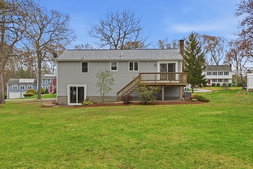 42 Bayberry Road Abington, MA 02351 - Photo 33 of 41