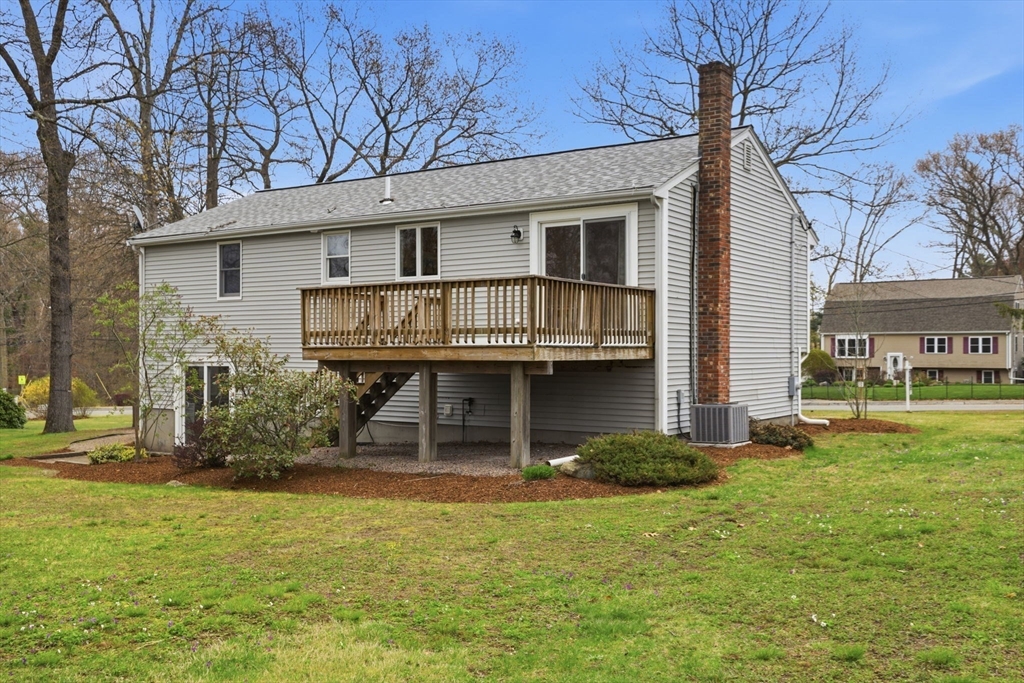 42 Bayberry Road Abington, MA 02351 - Photo 34 of 41