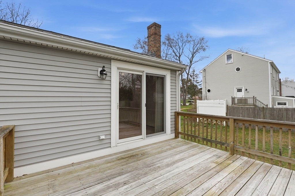 42 Bayberry Road Abington, MA 02351 - Photo 37 of 41
