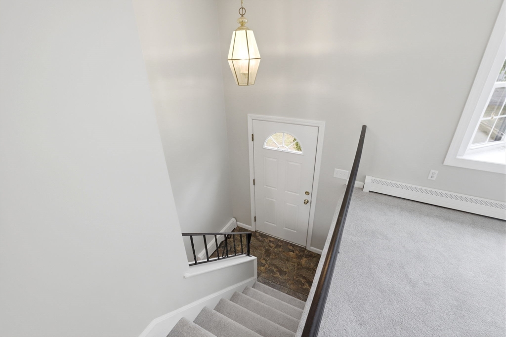 42 Bayberry Road Abington, MA 02351 - Photo 5 of 41