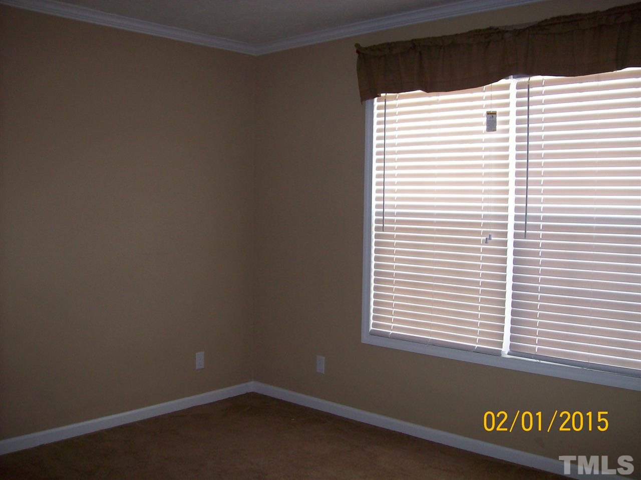 1612 Honeycutt Road Clinton, NC 28328 - Photo 10 of 12 Gallery Image 10
