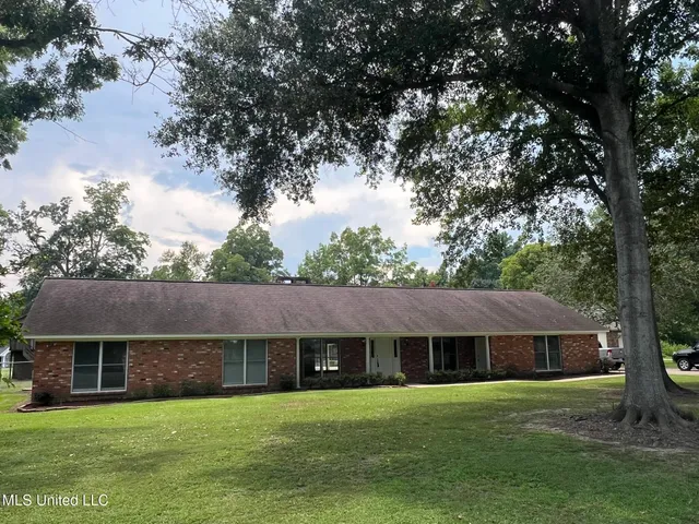 $399,000 | 162 Pecania Drive, Ferriday, LA 71334