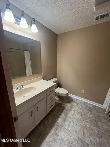 $399,000 | 162 Pecania Drive, Ferriday, LA 71334