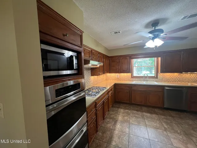 $399,000 | 162 Pecania Drive, Ferriday, LA 71334