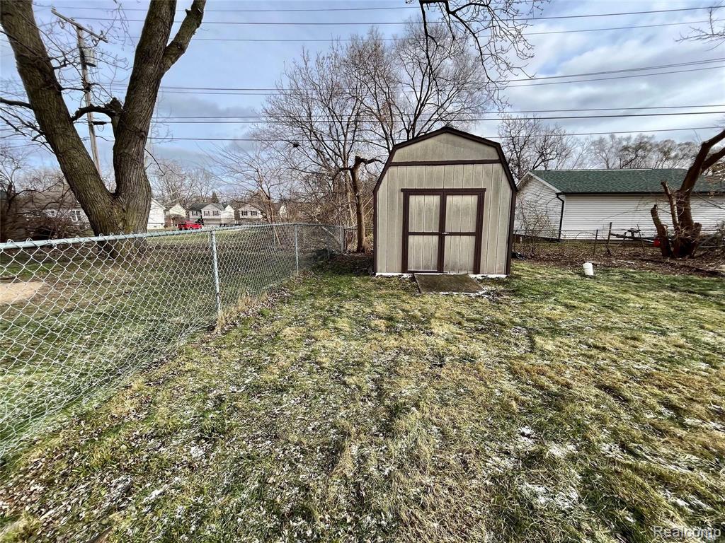 4215 Hannan Road Wayne, MI 48184 - Photo 28 of 33