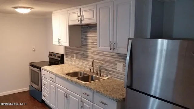 $1,300,000 | 34-36 Sparkill Avenue, Albany, NY 12209