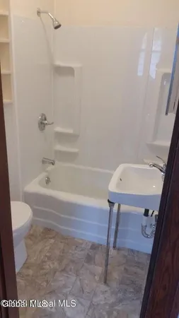 $1,300,000 | 34-36 Sparkill Avenue, Albany, NY 12209