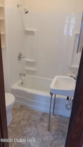 $1,300,000 | 34-36 Sparkill Avenue, Albany, NY 12209