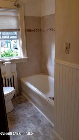 $1,300,000 | 34-36 Sparkill Avenue, Albany, NY 12209