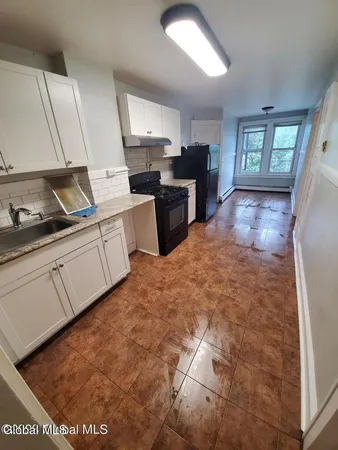 $1,300,000 | 34-36 Sparkill Avenue, Albany, NY 12209