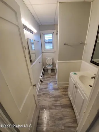 $1,300,000 | 34-36 Sparkill Avenue, Albany, NY 12209