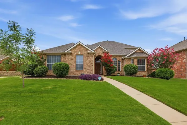 $509,000 | 1818 Clear Summit Lane, Mansfield, TX 76063