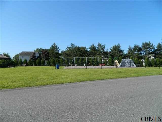 205 Cedar Rensselaer, NY 12144 - Photo 21 of 24 Photo 21