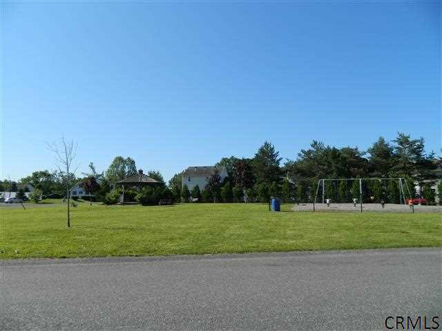 205 Cedar Rensselaer, NY 12144 - Photo 22 of 24 Photo 22