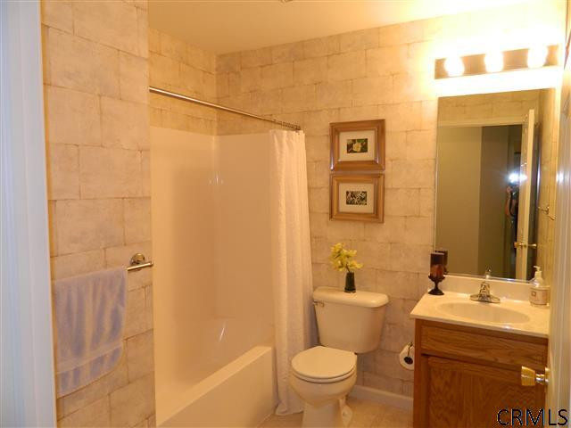 205 Cedar Rensselaer, NY 12144 - Photo 6 of 24 Photo 6