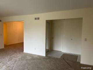 29606 Middlebelt Road, Unit 2804 Farmington Hills, MI 48334 - Photo 15 of 17