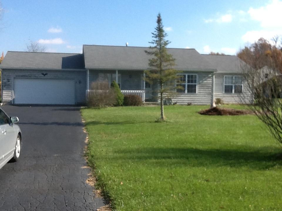 3215 Dixon Road Southwest Pataskala, OH 43062 - Photo 1 of 1