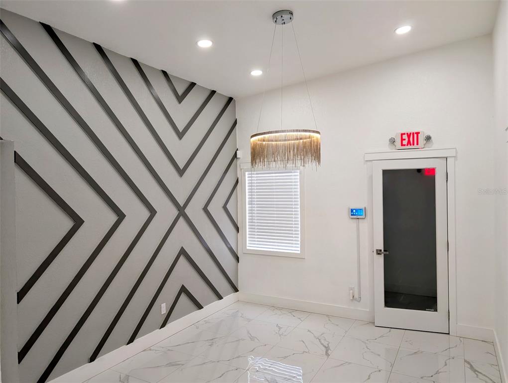 1245 North Pine Hills Road Orlando, FL 32808 - Photo 3 of 14